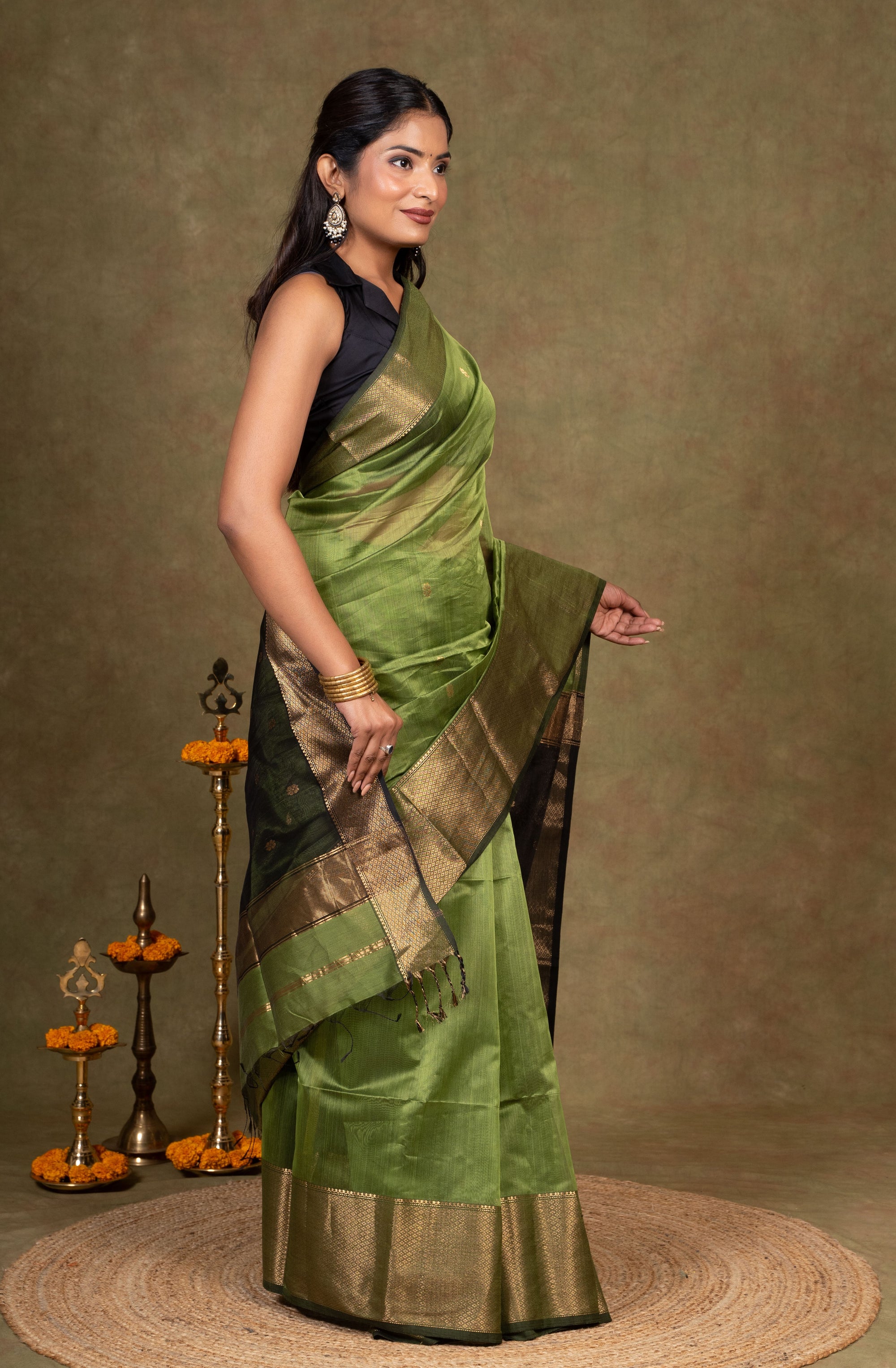 Zari Border Black Maheshwari Cotton Silk Saree