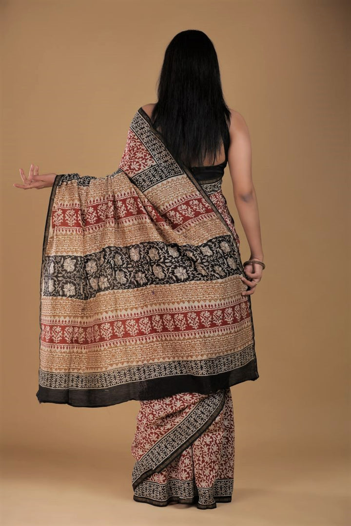 Batik Print Maheshwari Silk Cotton Saree: House Of Elegance