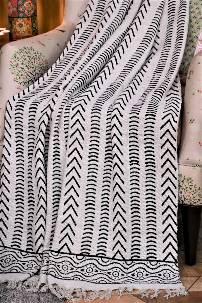 Indian-handloom-fabric-sofa-throw-blanket