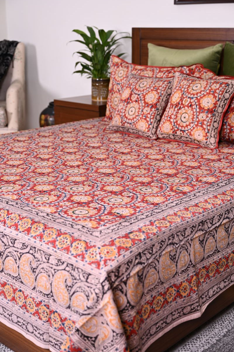 Red-Kalamkari-bedsheet-Indian-bedspreads