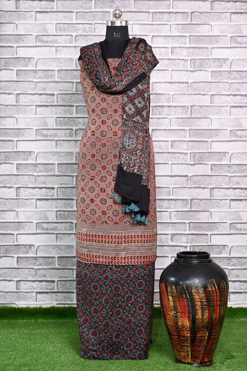 Riyal Challo Unstitched Modal Silk Ajrakh Print Suit