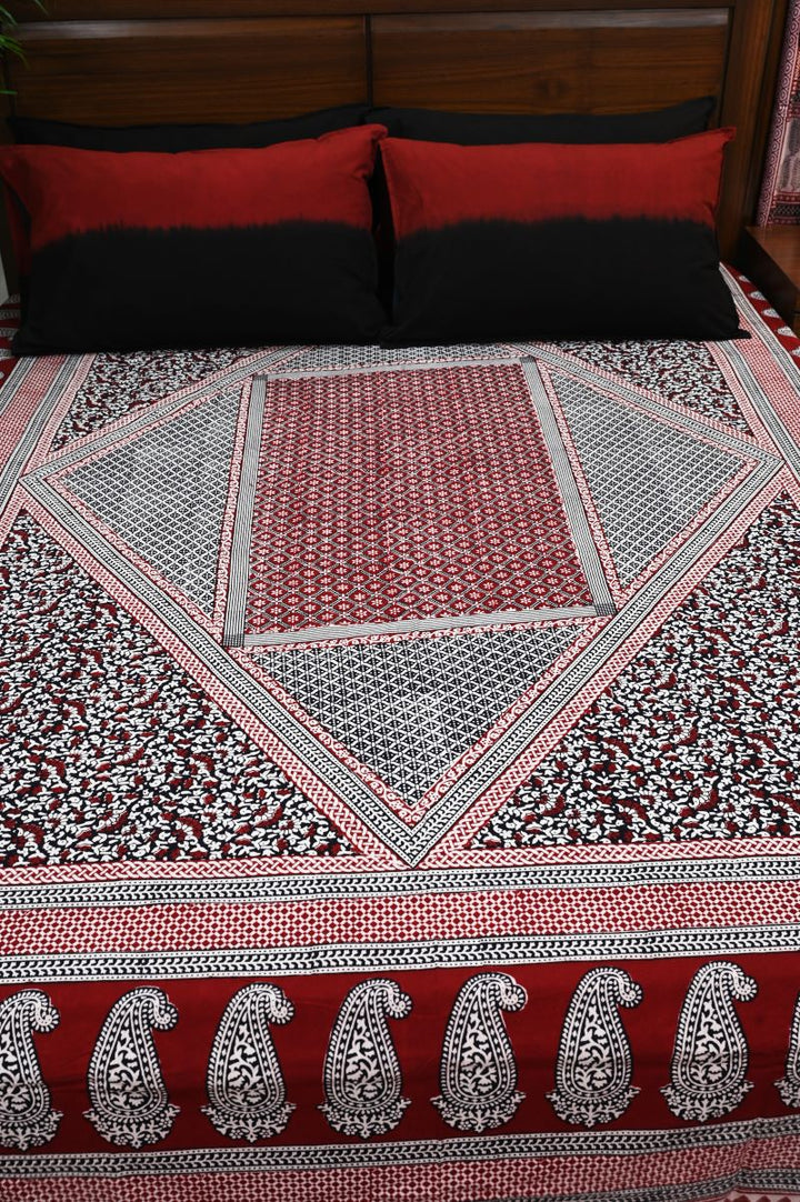 Red Black Bagh Block Print Cotton Bedsheet