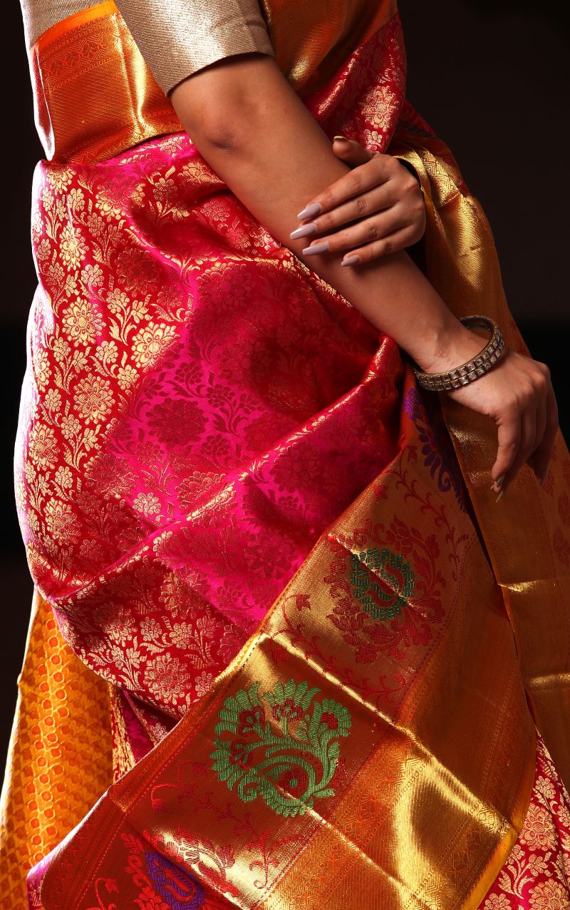 Sunset Magenta Pure Zari Mulberry Silk Kanjivaram Saree