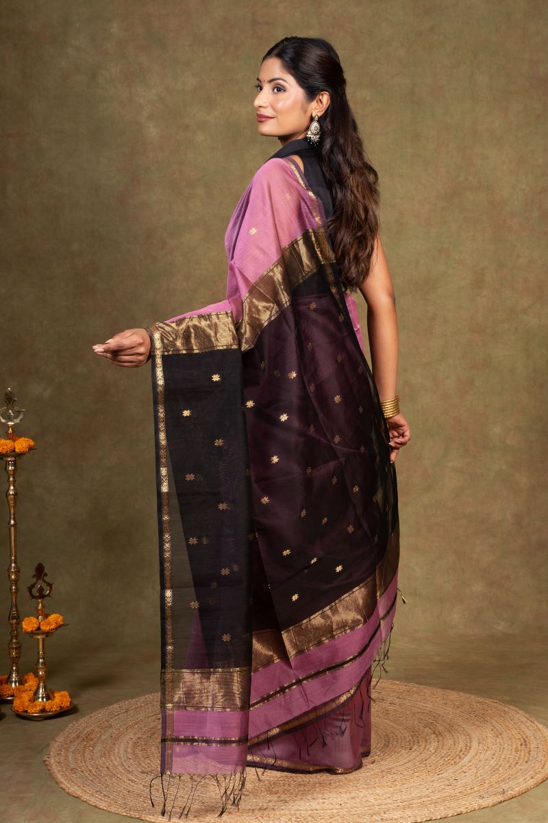 zari border Maheshwari Silk Saree