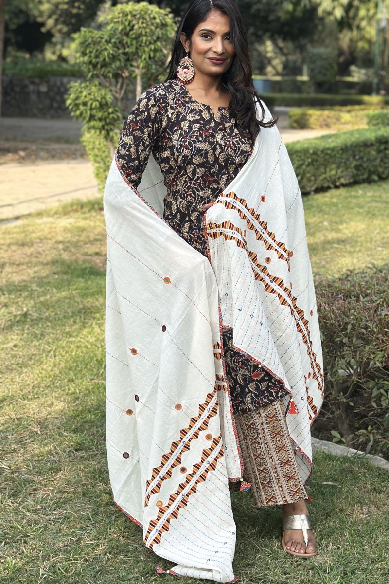 White Kantha Applique Cotton Ajrakh Dupatta