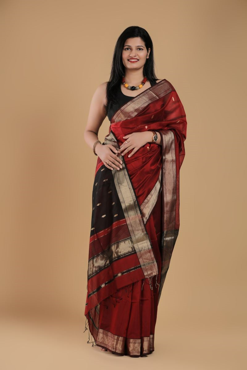 Maroon Black Maheshwari Saree Maheshwari SiCo Saree | Maheshwar Madhya Pradesh Reversible Golden Zari Border Saree Maheshwari Silk Saree Maheshwari Saree