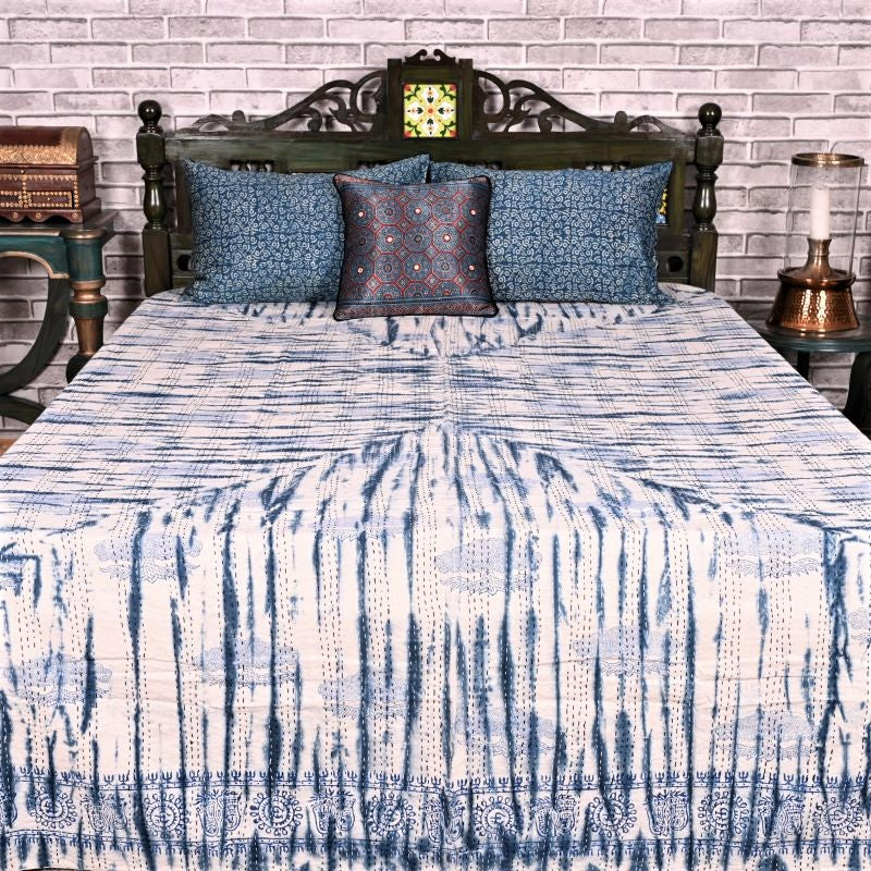 Tie-Dye-Indigo-beige-kantha-bedspread