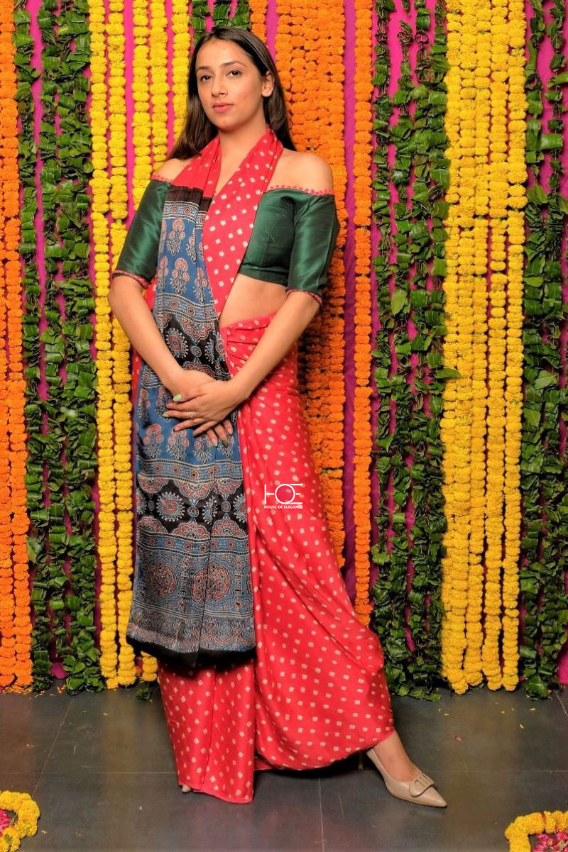Pin by Manjula reddy on lehengas | Lehenga saree design, Indian saree  blouses designs, Wedding saree blouse designs