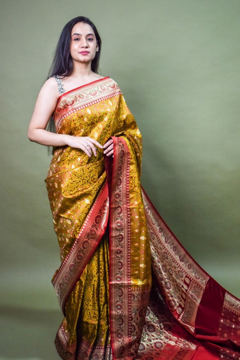 75% OFF on AVANTIKA FASHION Woven Kanjivaram Pure Silk Saree(Blue, Pink) on  Flipkart | PaisaWapas.com