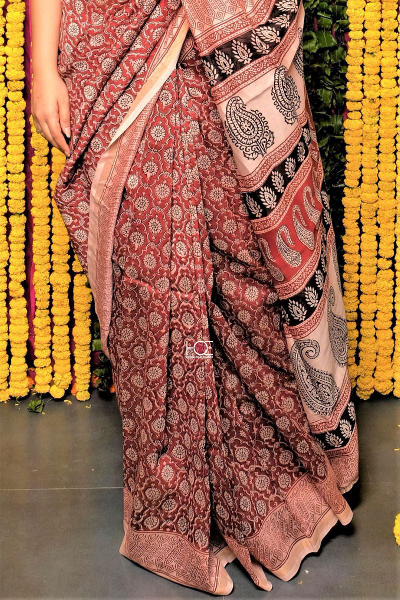 LINEN COTTON HAND PRINTED SAREE WITH TAUSSAL – Royskart