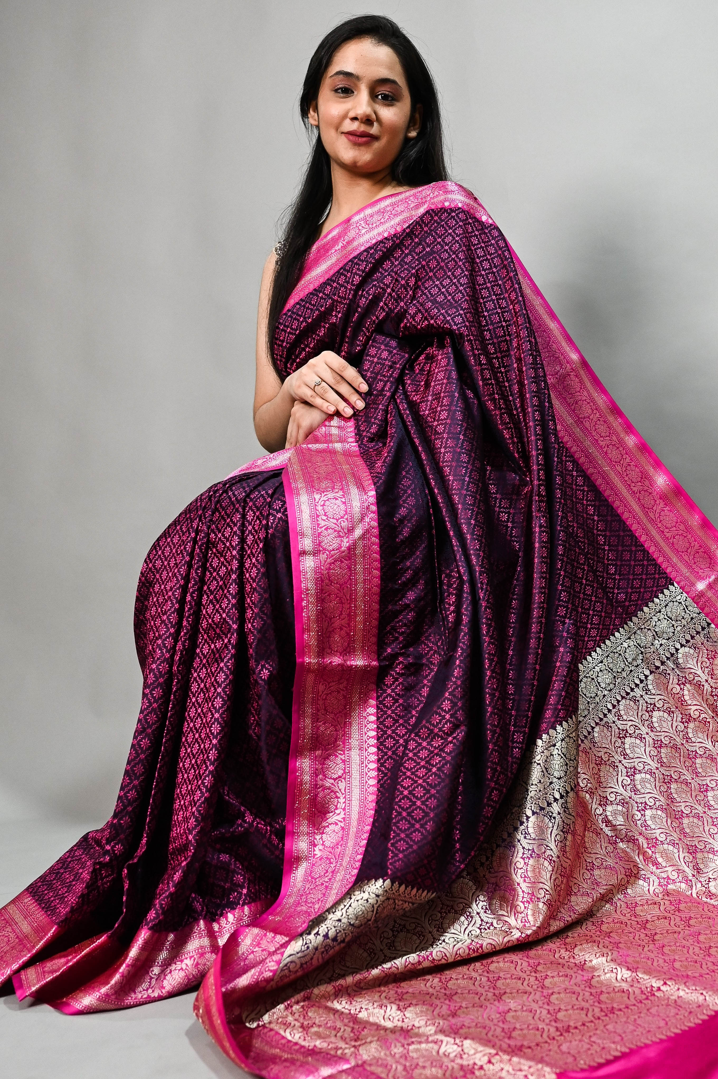 Top Saree Wholesalers in Davangere - साड़ी व्होलेसलेर्स, जयदेव सर्किल  दावणगेरे , दावणगेरे - Best Cotton Saree Wholesalers - Justdial