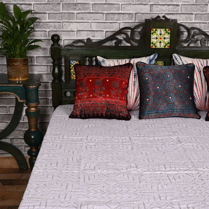 White-Bedspread-Applique-Bed-Cover-Set-Online
