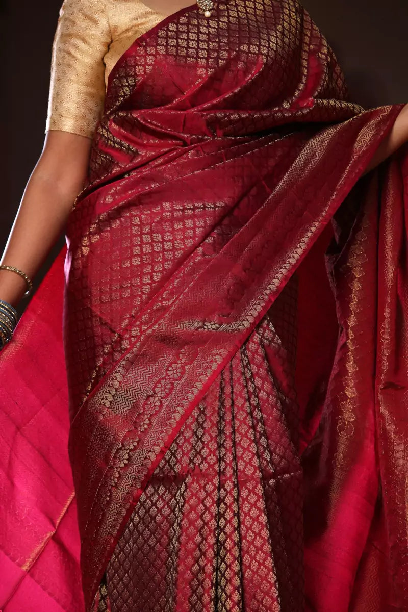 Urban Cultry Maroon Zari Woven Kanjivaram Silk Saree Price in India - Buy  Urban Cultry Maroon Zari Woven Kanjivaram Silk Saree online at undefined