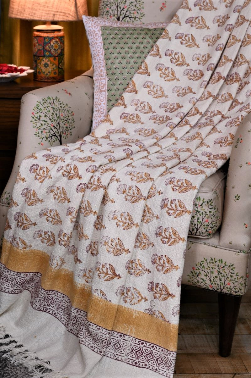 Yellow-white-handloom-sofa-throw-blanket