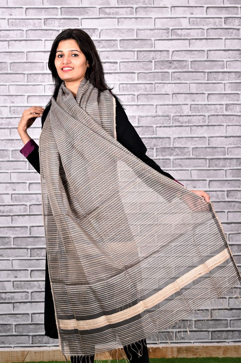 Grey-Maheshwari-Silk-Dupatta-Ghicha -Silk-Dupatta