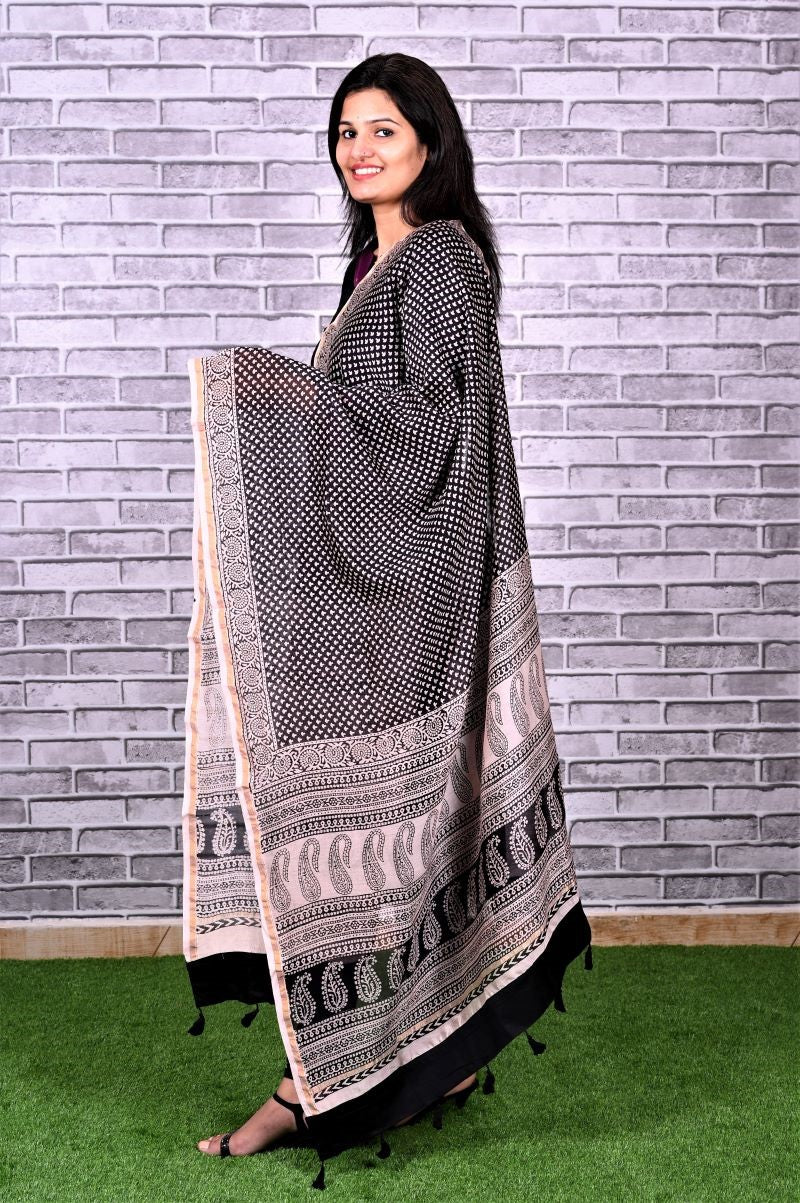 bagh-print-dupatta