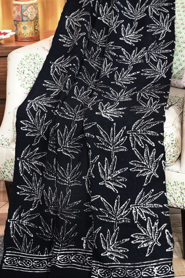 Black-handloom-sofa-throw-blanket