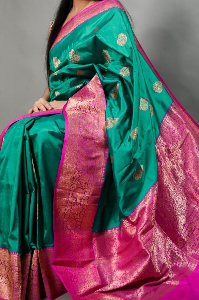 Kanchipuram Silk Saree, Green Color Soft Lichi Silk Saree,bold and  Beautiful Saree With Weaving Silk Exclusive Indian Stunning Look Sari - Etsy