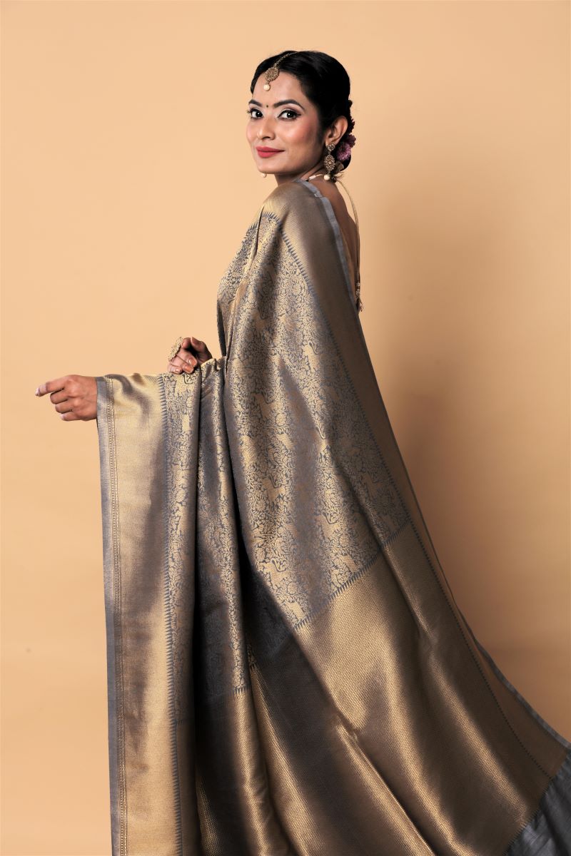 Buy Grey Gold Sualkuchi Assam Silk Saree - House Of Elegance – House Of  Elegance - Style That Inspires