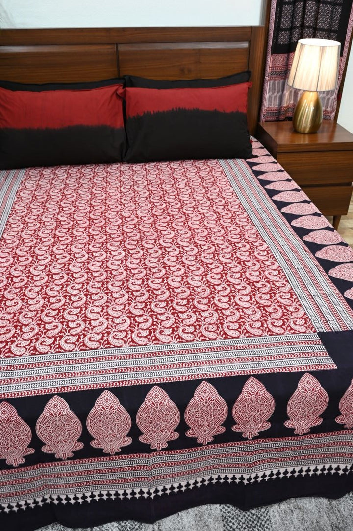 Red-Bagh-print-double-bedsheet-set-with-2-pillow-covers