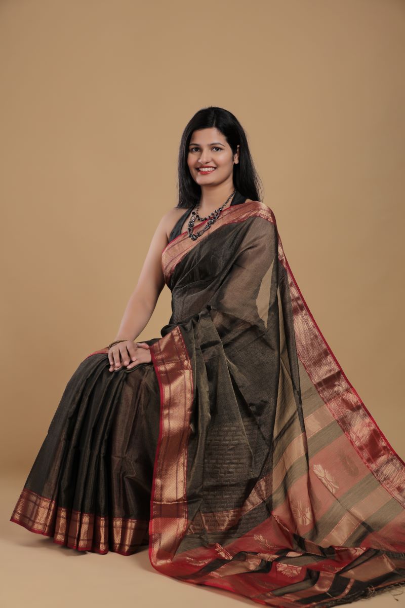 Black Magenta Tissue Silk Maheshwari Saree: House Of Elegance