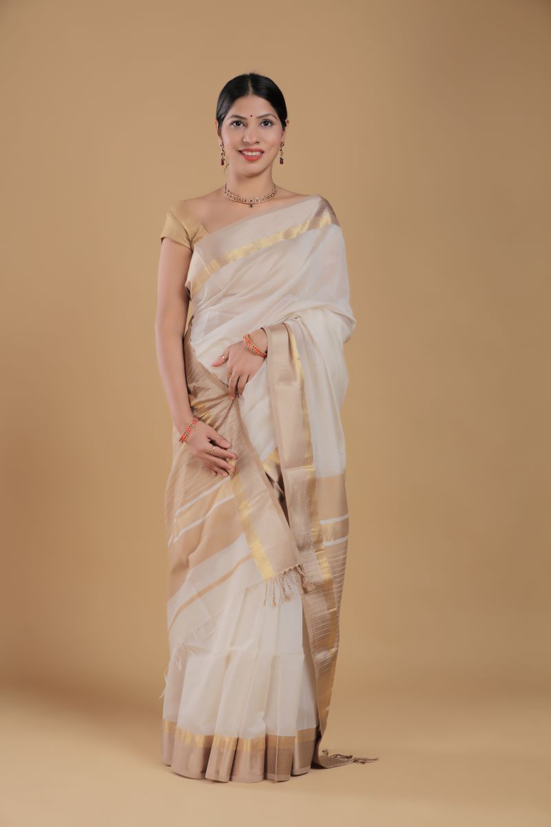 Golden White Kosa Pallu Maheshwari SiCo Saree Maheshwar Madhya Pradesh Cotton Silk Golden Zari Border Saree Maheshwari Silk Saree Maheshwari Saree