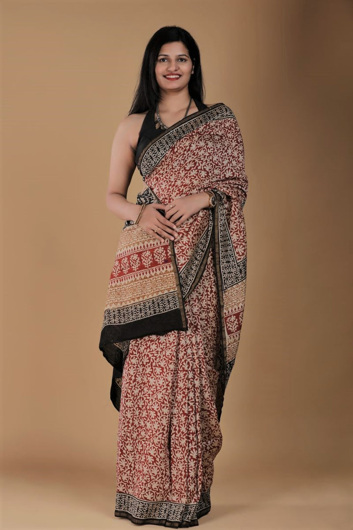 Batik Print Maheshwari Silk Cotton Saree: House Of Elegance
