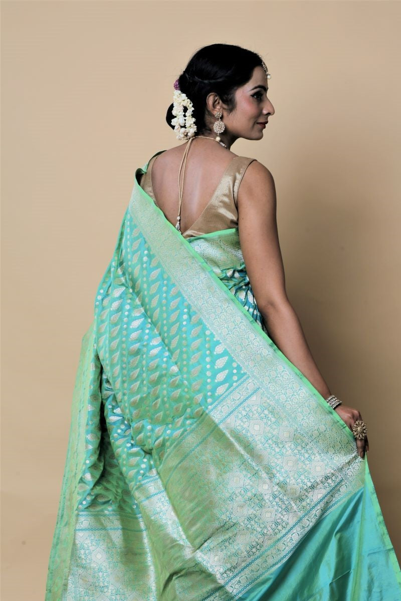 Shop Embroidered Banarasi Satin Silk Silver Saree Online For Wedding –  Sunasa