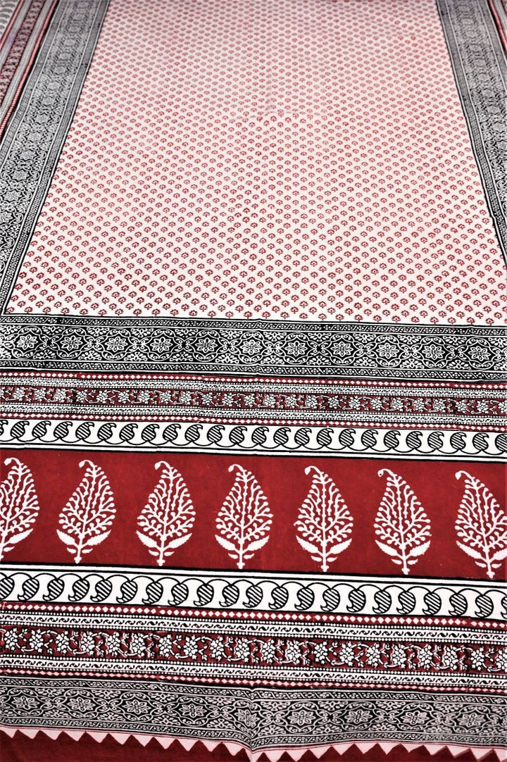 White-Red-Bagh-hand-block-printed-cotton-bed-linen