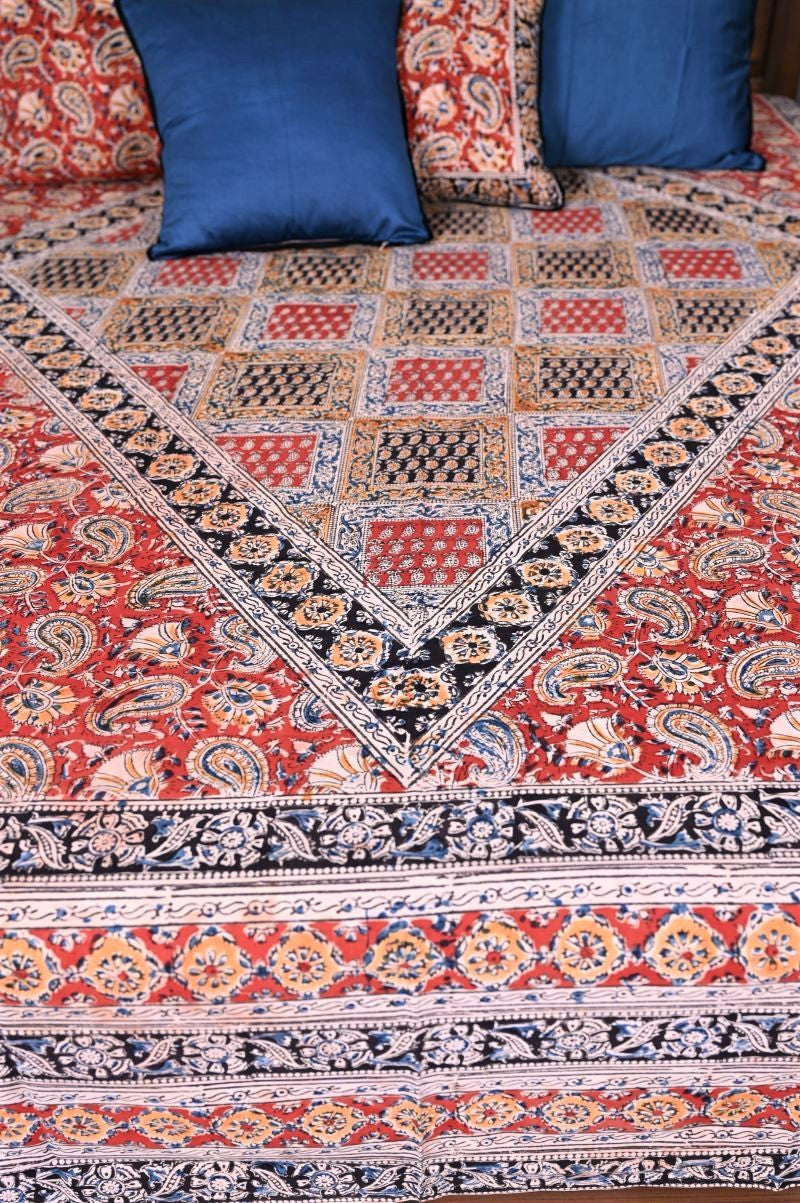 Kalamkari-bedsheet-Indian-bedspreads