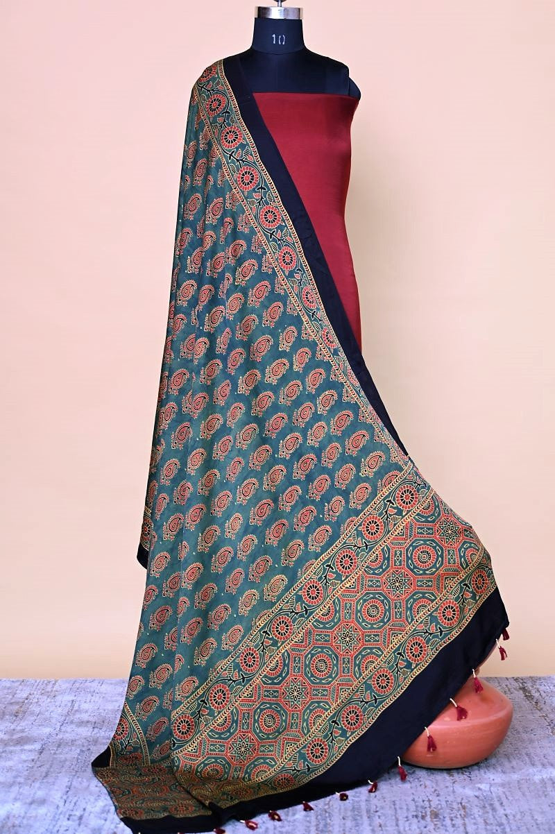 Modal-Silk-Ajrakh-Dupatta