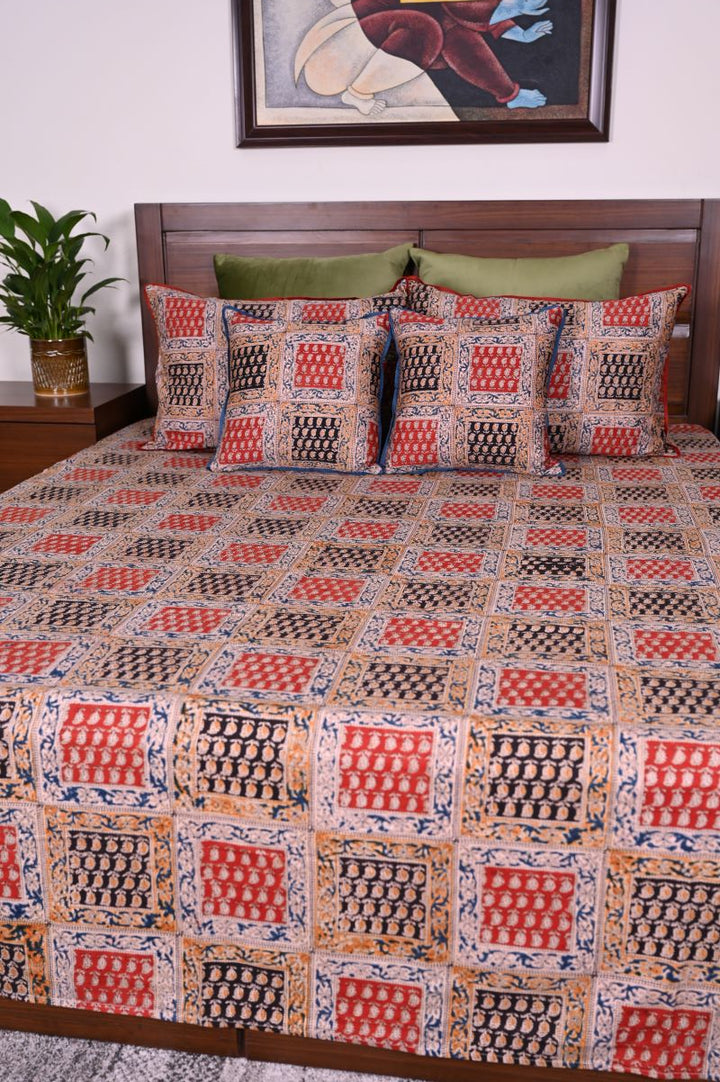Red-Black-Kalamkari-Bedsheet-set-cotton-bed-linen