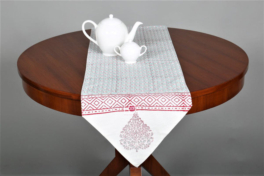 Green-white-Block-Print-Table-Linen-Dining