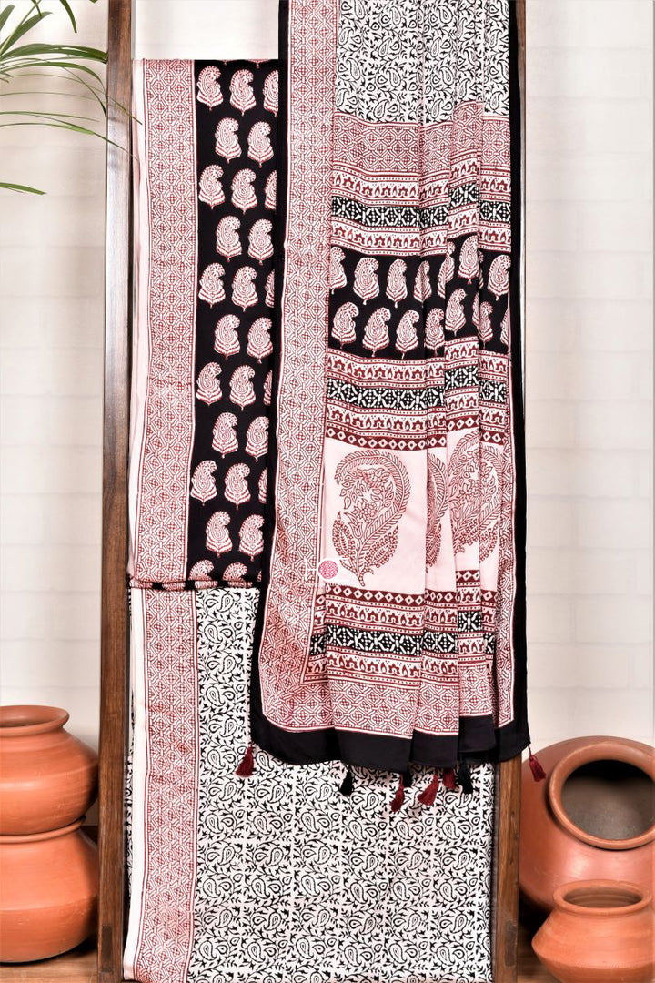 Black Paisley Jaal / Modal Silk | Bagh | 3 Pcs Suit - Handcrafted Home decor and Lifestyle Products