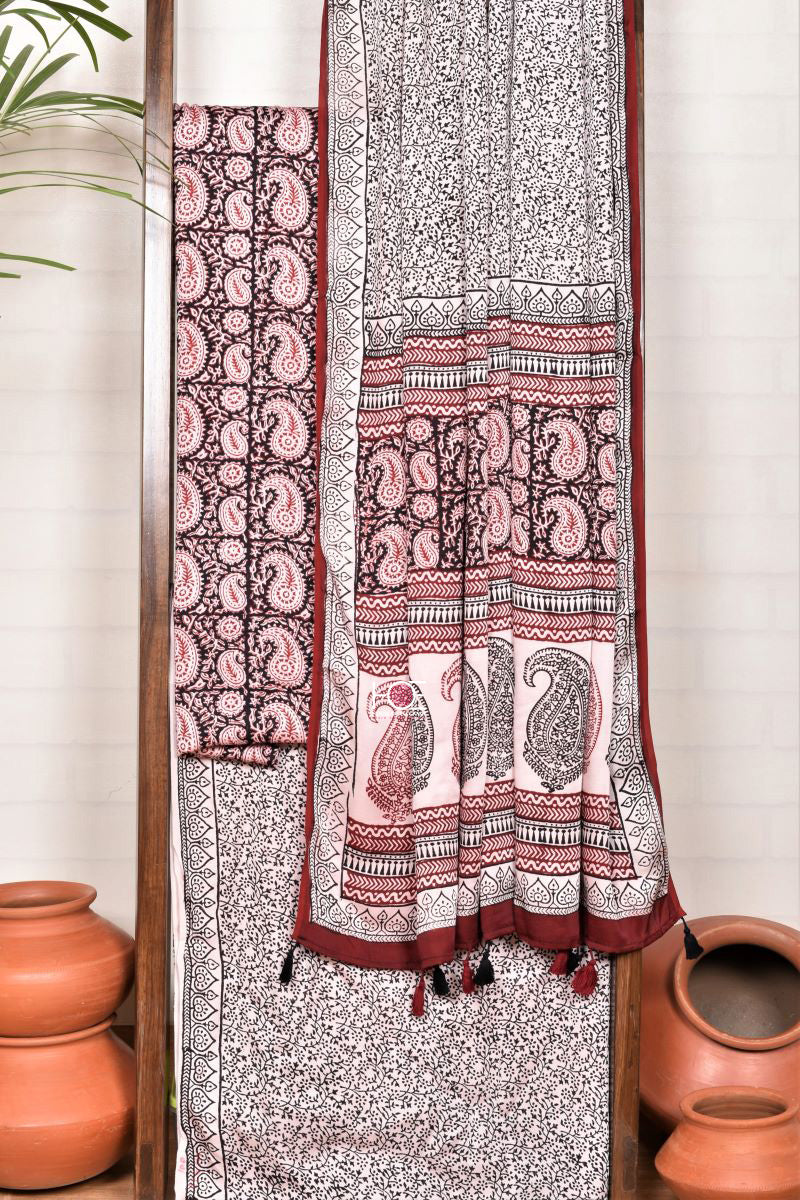 Black Red Paisley / Modal Silk | Bagh | 3 Pcs Suit - Handcrafted Home decor and Lifestyle Products