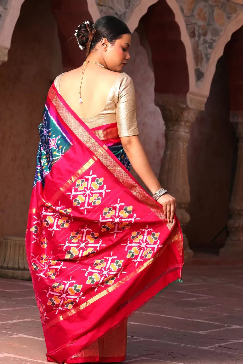 Pink Uppada Pochampally Design Pure Silk Saree, 6 m (with blouse piece) at  Rs 5200 in Hyderabad